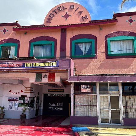 Hotel Diaz تيجوانا المظهر الخارجي الصورة